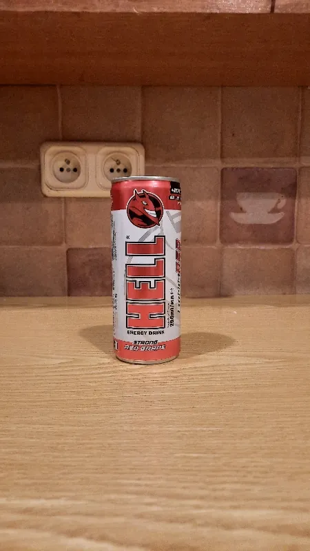 Энергетический напиток Hell Strong Red Grape, 250 мл
