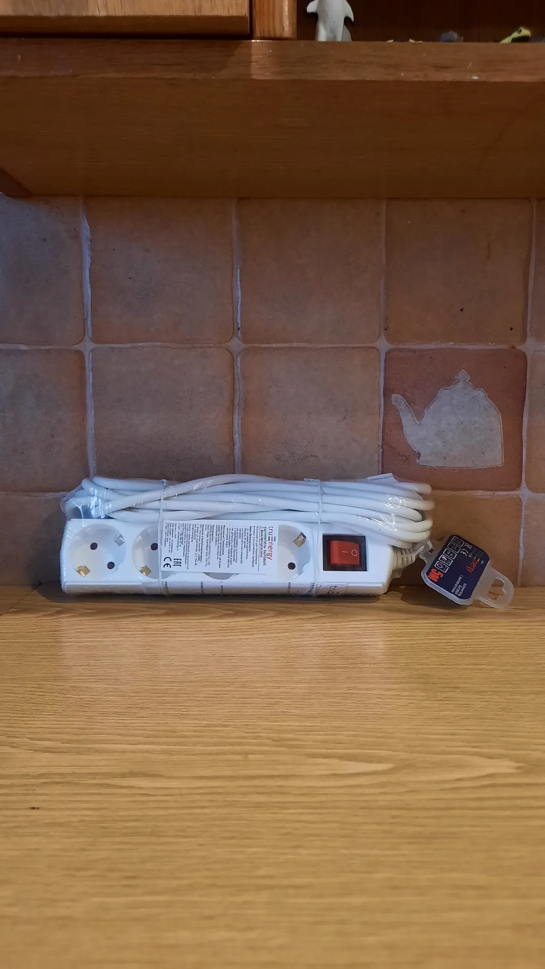 Удлинитель бытовой с выключателем, 10A 250V, 5 метров, 4 гнезда