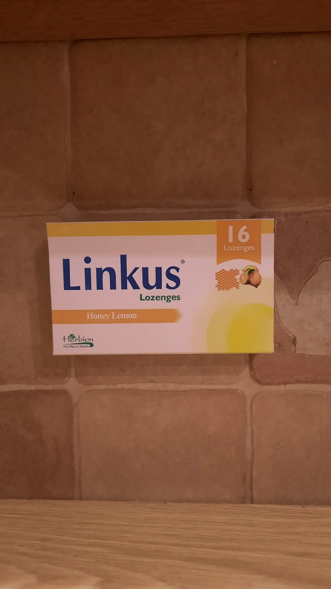 Linkus Lozenges / Линкас пастилки мёд-лимон, №16