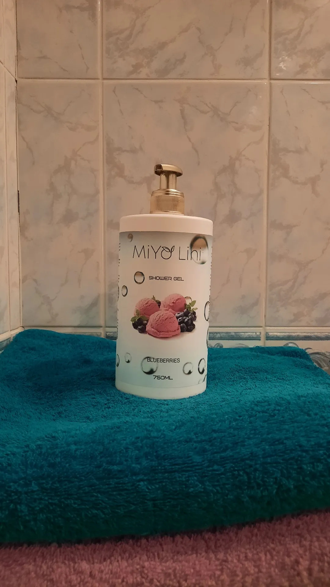 Гель для душа MiYo Lini «Blueberries», 750 мл