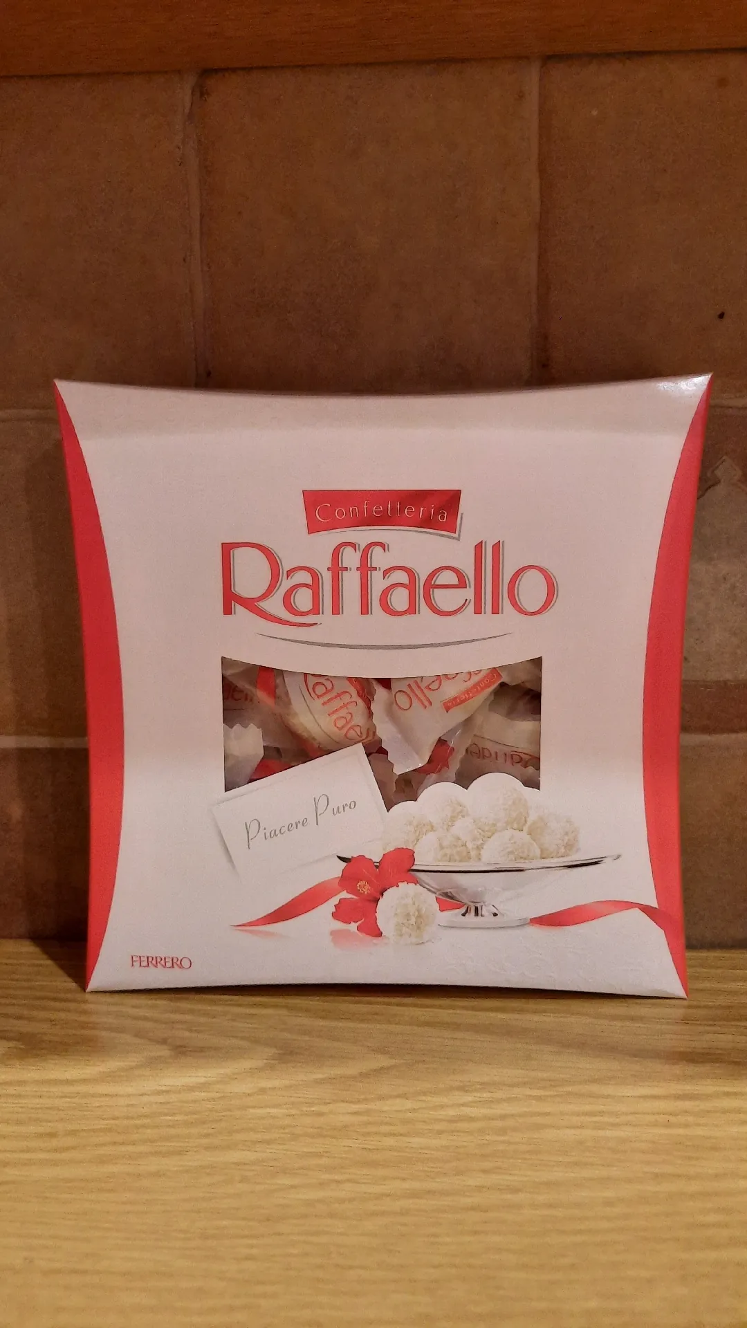 Конфеты Raffaello, 24 штуки, 240 г