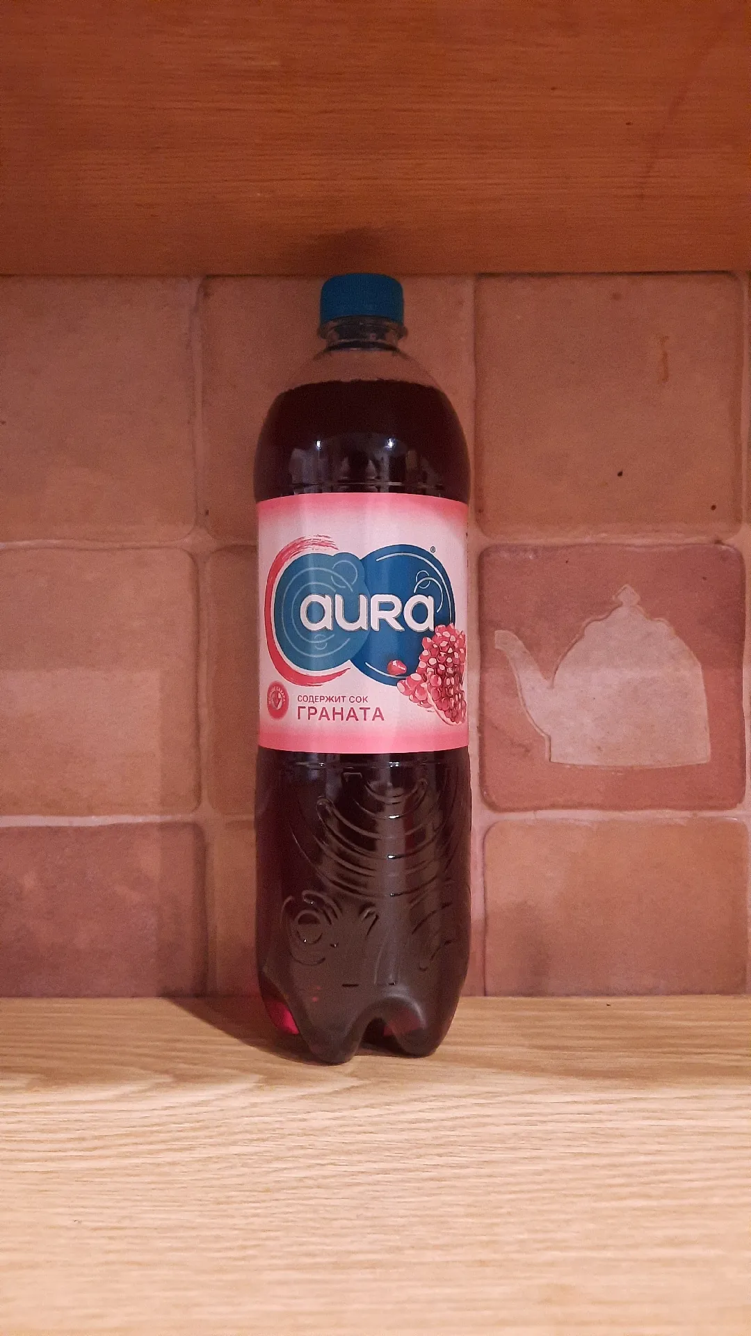 Напиток безалкогольный негазированный «AURA» со вкусом граната, 1 л
