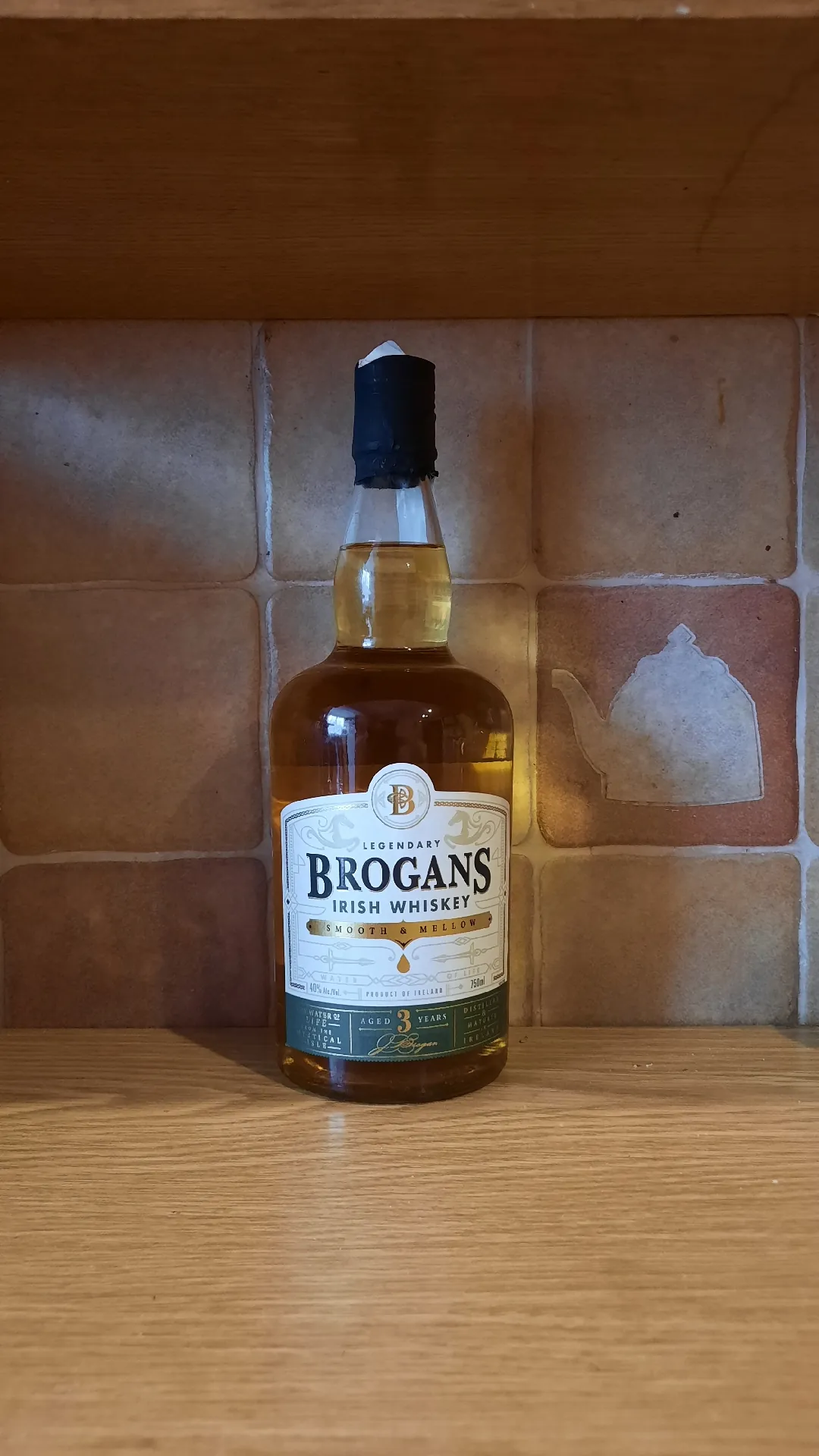 Виски ирландский купажированный Brogans Irish Whiskey 3 года, 40%, 0,75 л
