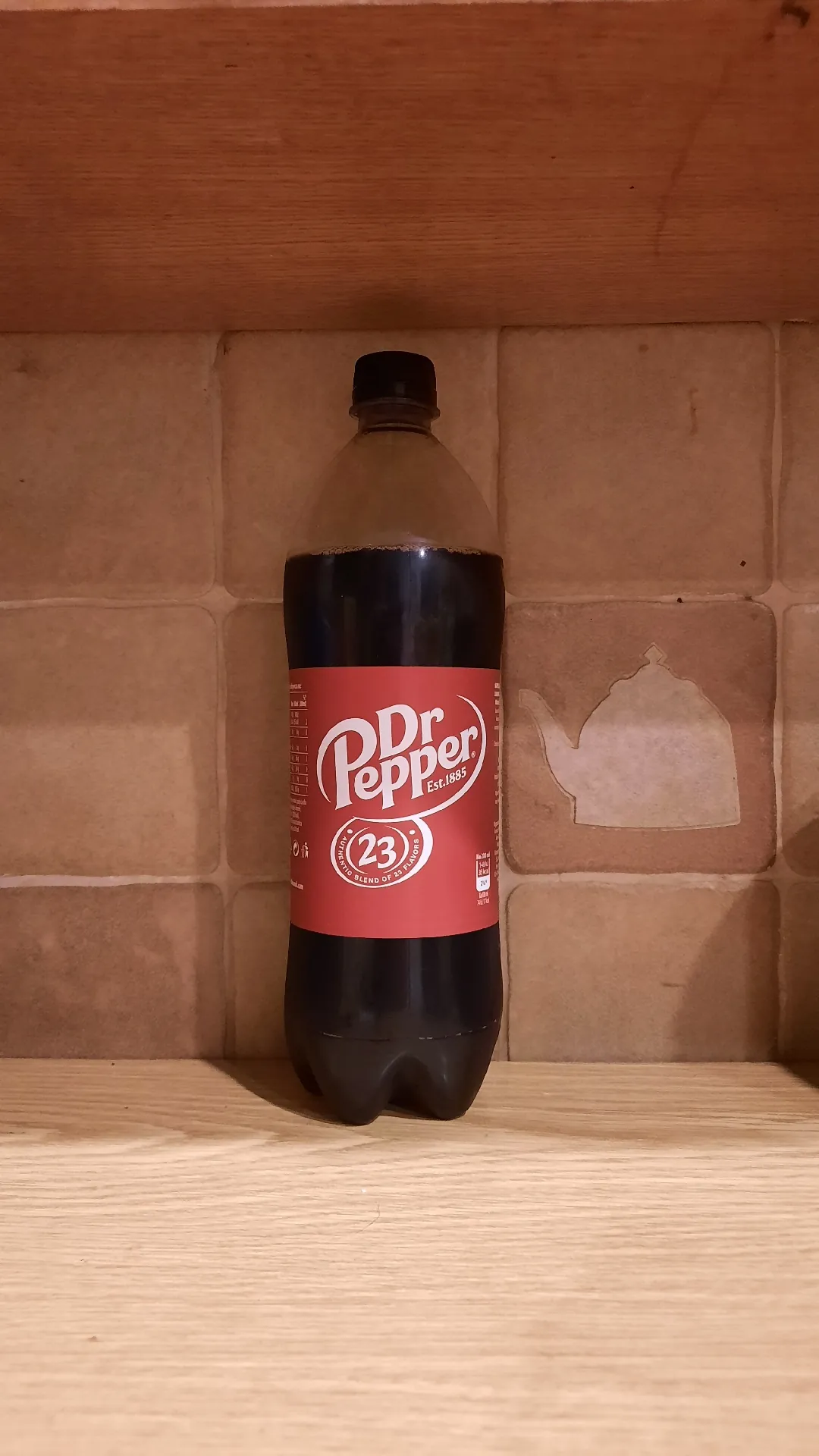 Напиток безалкогольный газированный Dr. Pepper на подсластителях, 0,85 л