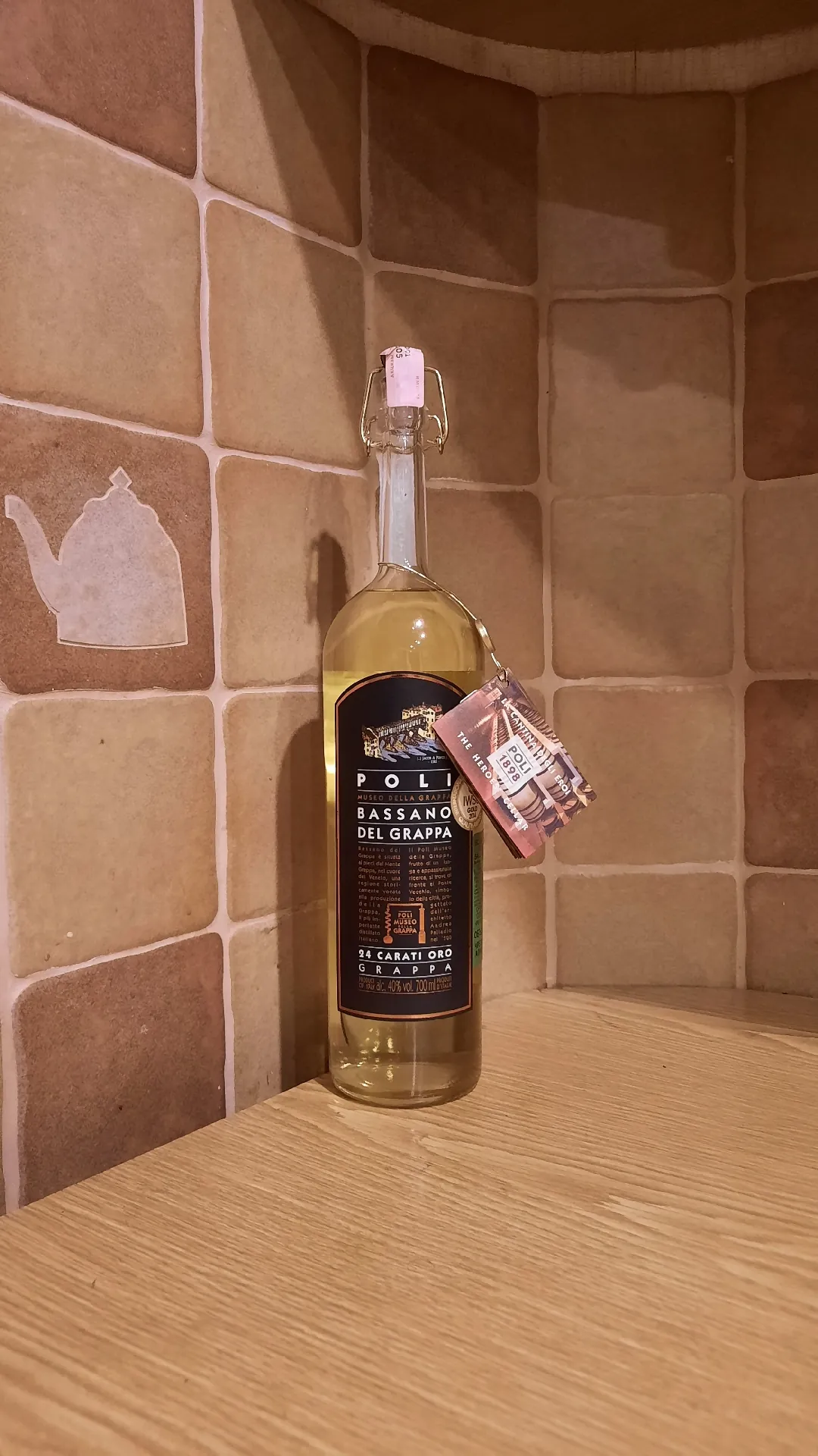 Граппа Poli Bassano 24 Carati Oro, 40%, 0,7 л