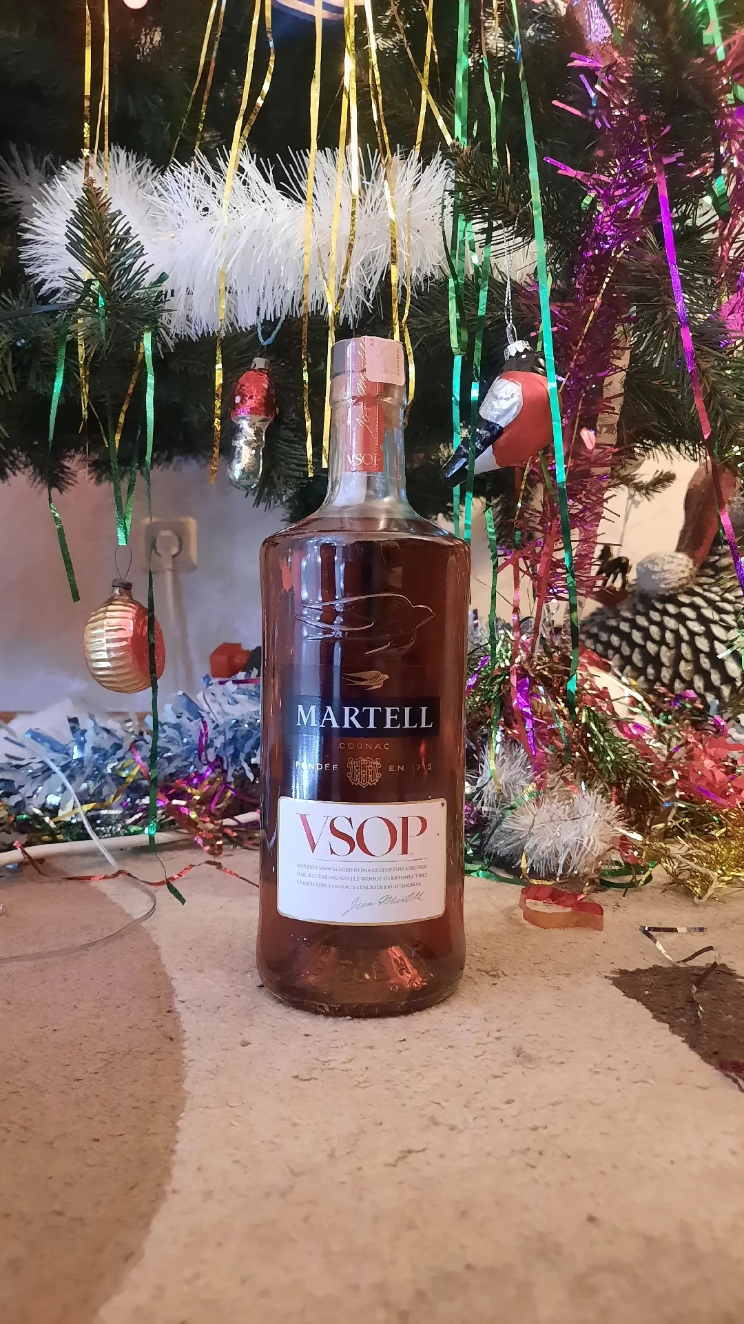 Коньяк Martell VSOP (Very Superior Old Pale) Aged in Red Barrels, 40%, 0,7 л