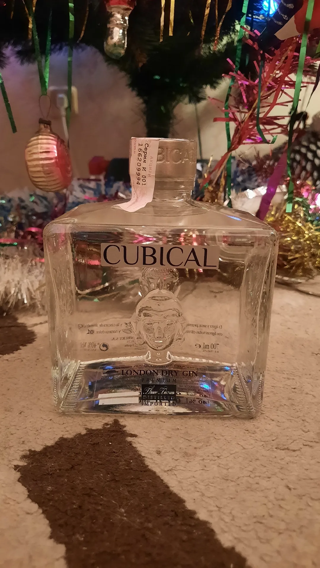 Джин Cubical Premium London Dry Gin, 40%, 0,7 л