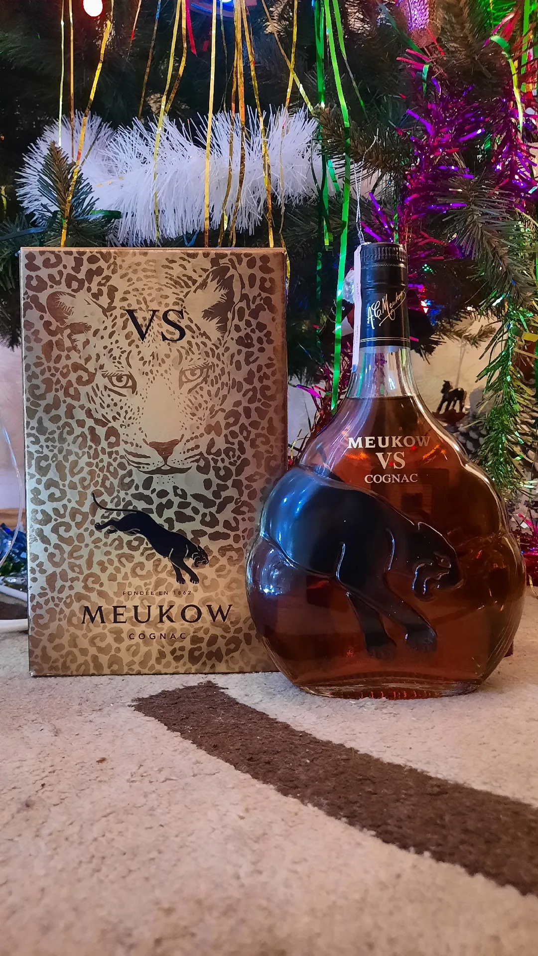 Коньяк Meukow VS (Very Special) в подарочной упаковке, 40%, 0,75 л