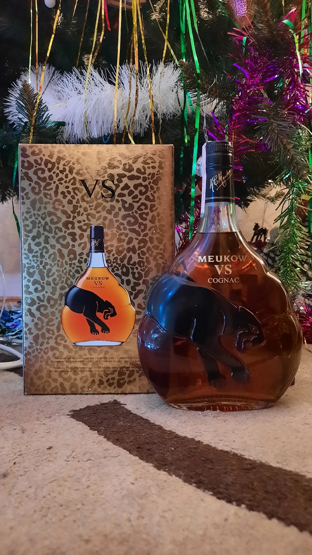 Коньяк Meukow VS (Very Special) в подарочной упаковке, 40%, 0,7 л