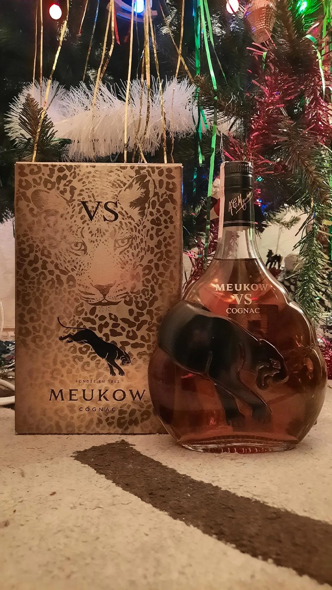 Коньяк Meukow VS (Very Special) в подарочной упаковке, 40%, 0,7 л