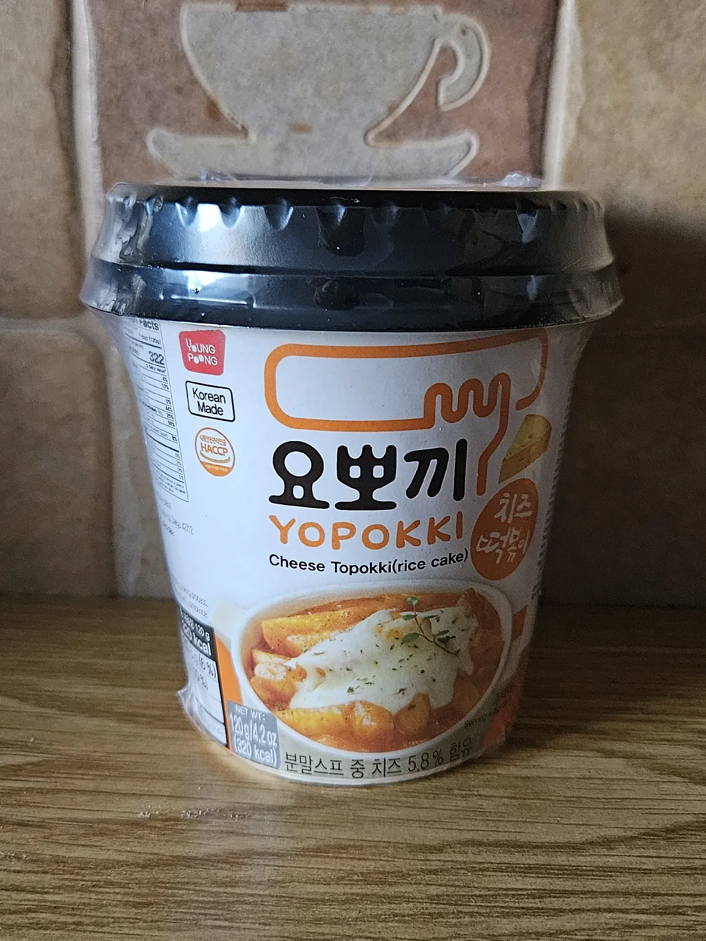 Рисовые клецки (токпокки) Yopokki Cheese Topokki со вкусом сыра, 120 г