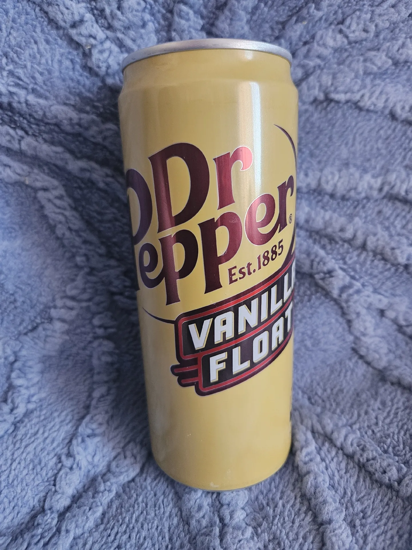 Напиток газированный Dr Pepper Vanilla Float со вкусом ванили, 330 мл