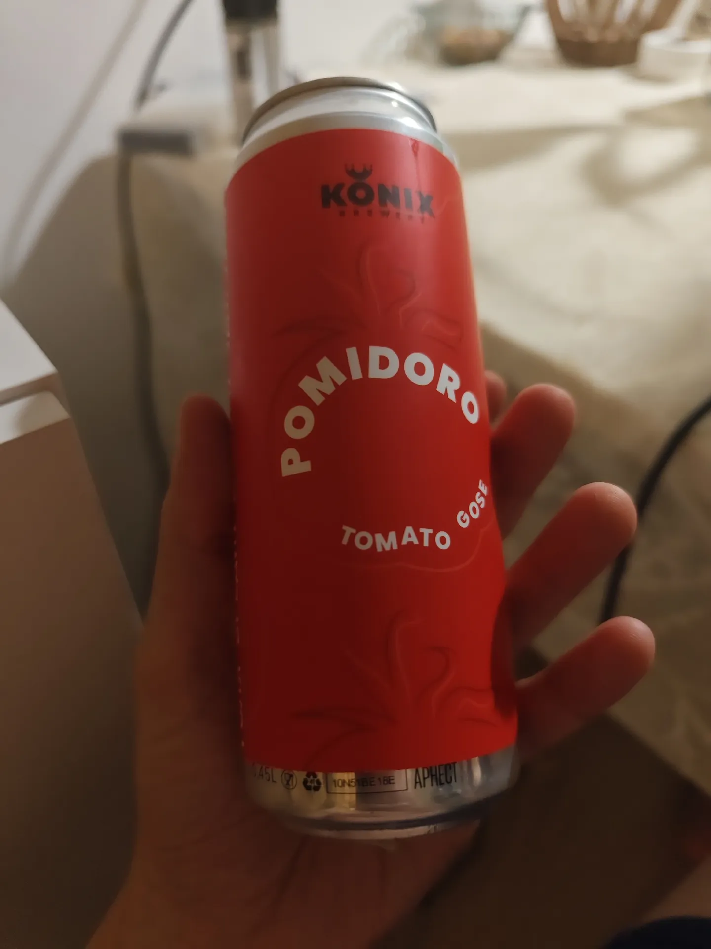 Пивной напиток Konix Pomidoro Tomato Gose, 5%, 0,45 л